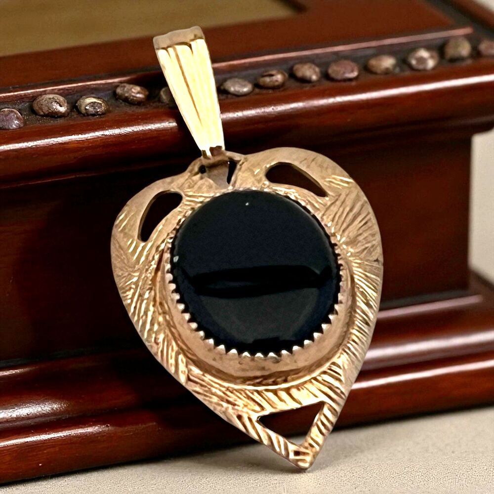 Vintage 1950s Black Cabochon Pendant Gold Filled Textured Frame Mid Century - 7S